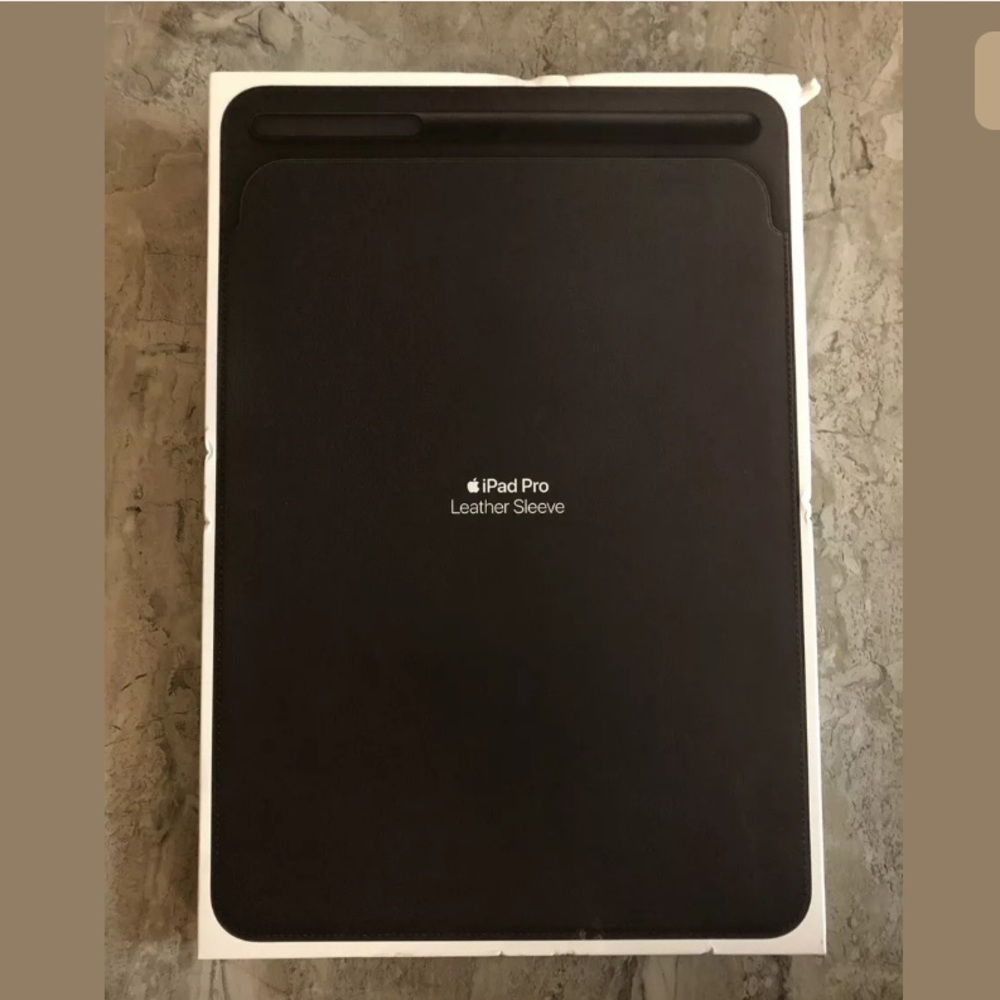Apple iPad Pro 10.5 inch leather sleeve case cover